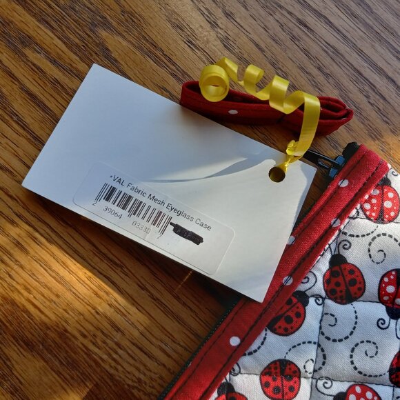 NWT Quilted Ladybug Zippered Pouch Wallet Coin Purse Glasses Case - Picture 8 of 13
